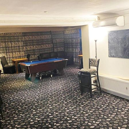 Flexistay Reading West Aparthotel - With Communal Kitchen Use Zewnętrze zdjęcie