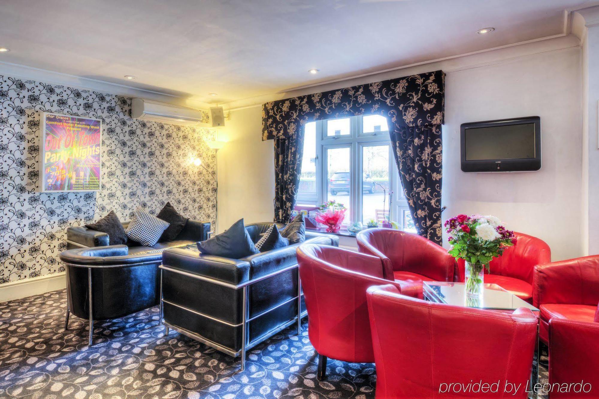 Flexistay Reading West Aparthotel - With Communal Kitchen Use Zewnętrze zdjęcie